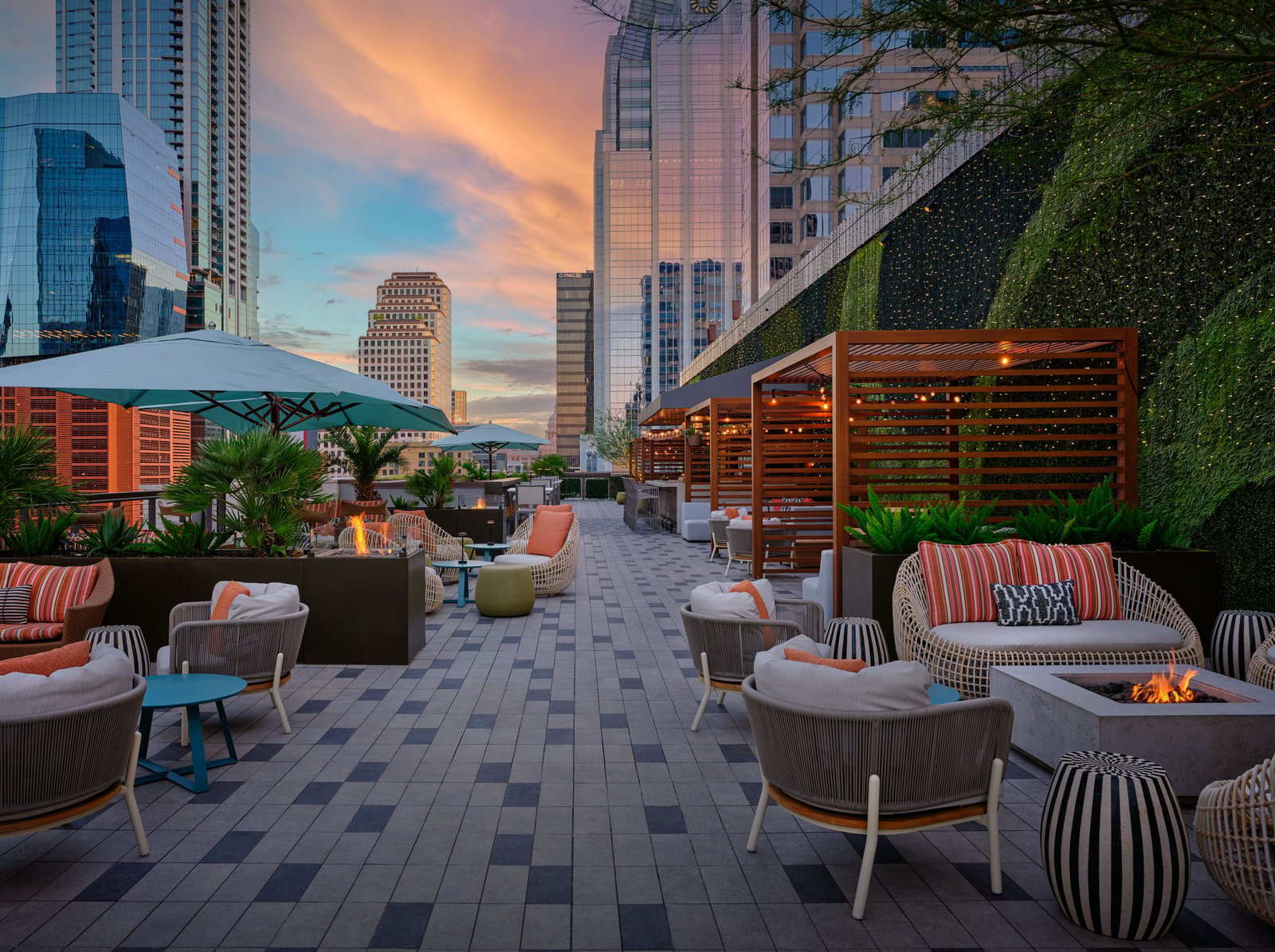 JW Marriott Austin — vibe