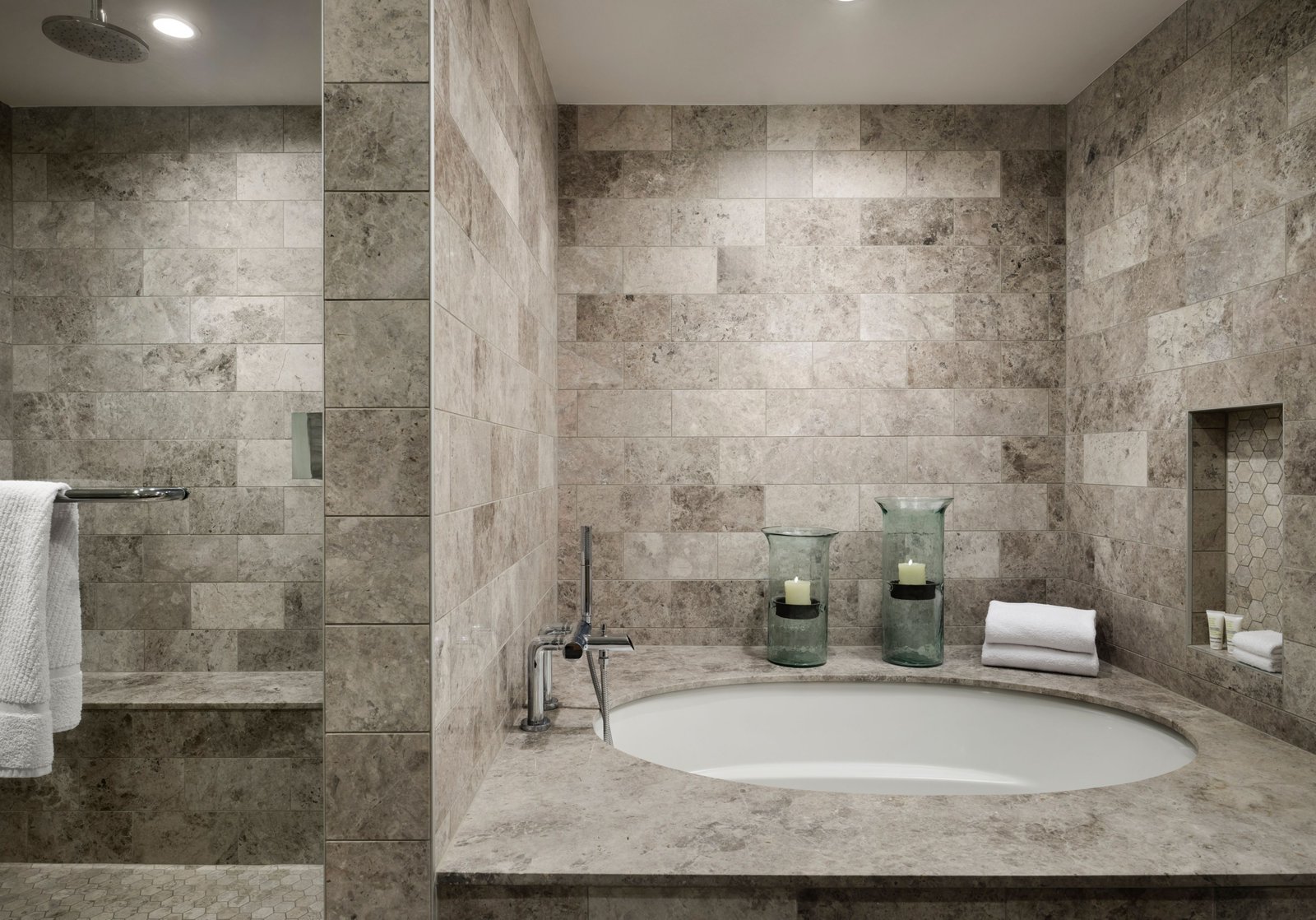 Austin Marriott Downtown — rooms