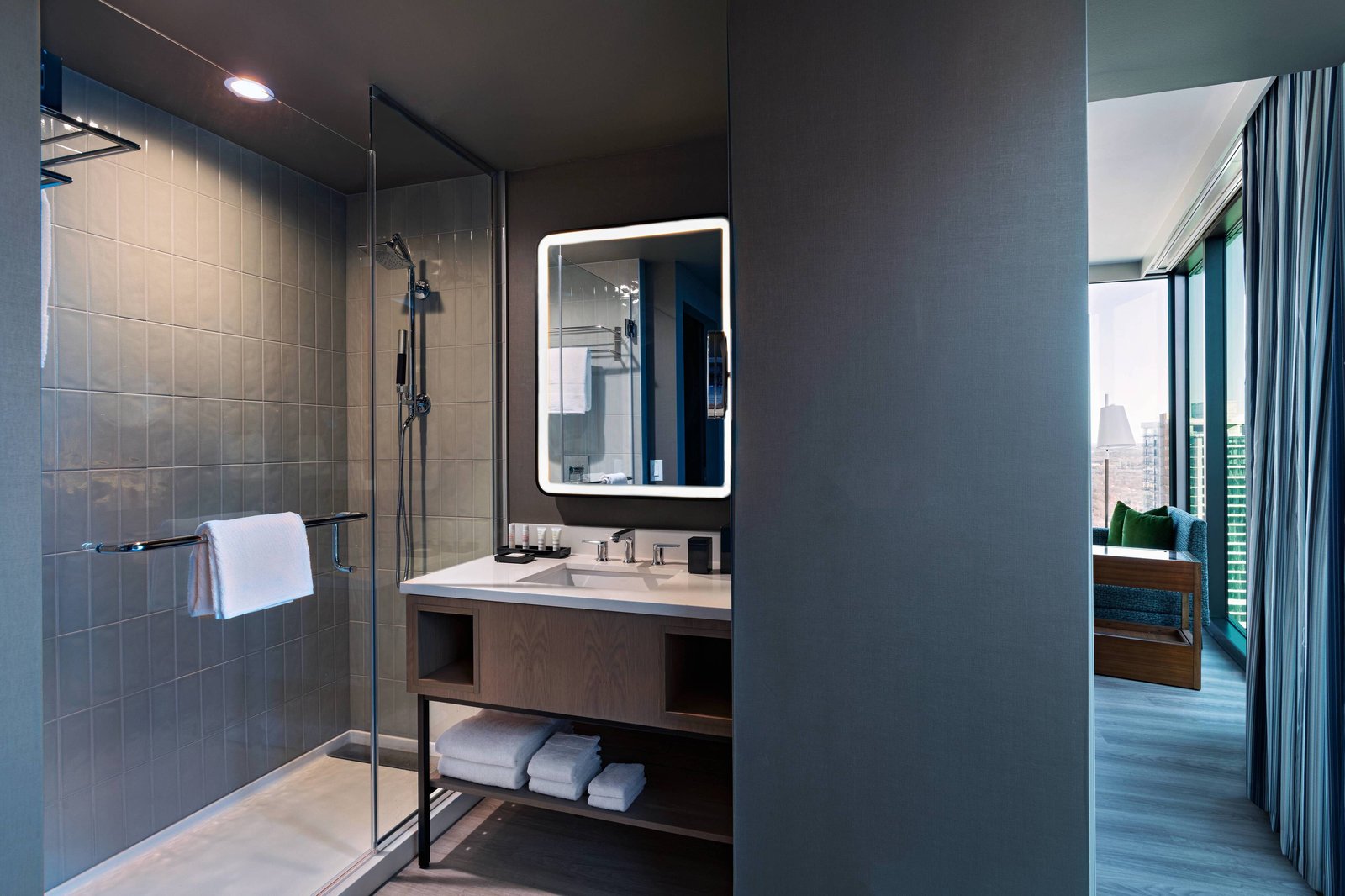 Austin Marriott Downtown — rooms