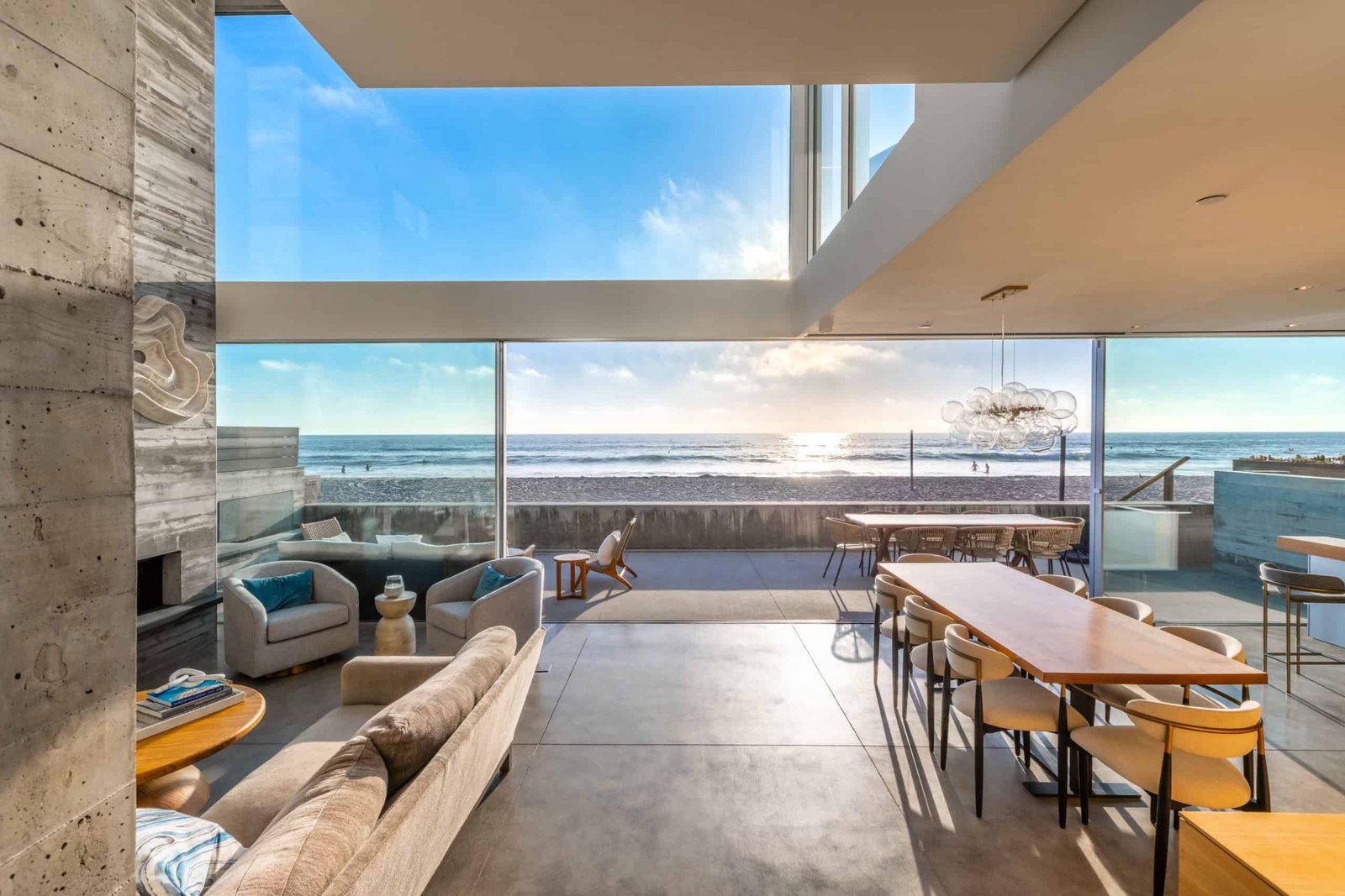 Del Mar Beach Hotel — rooms