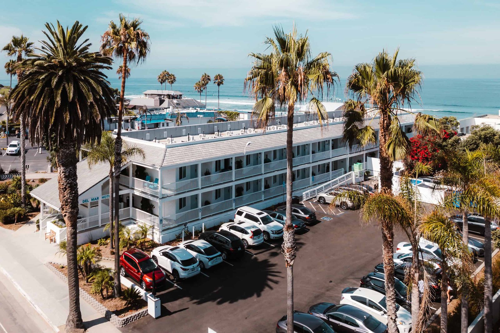 Del Mar Beach Hotel — backstory