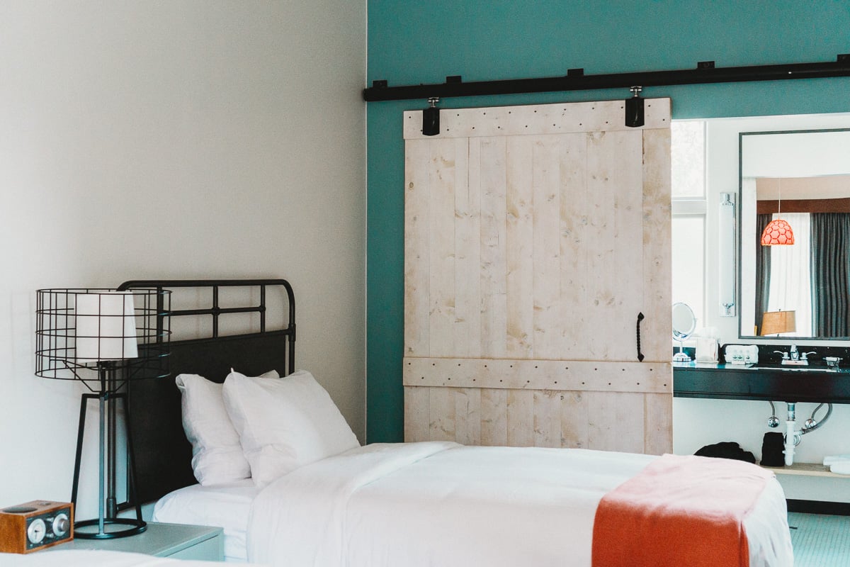 Lone Star Court — rooms