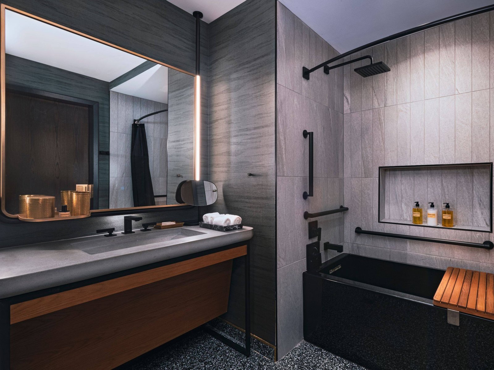 Thompson Austin — rooms