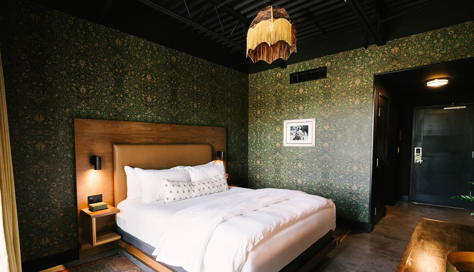 The Frances Modern Inn — rooms