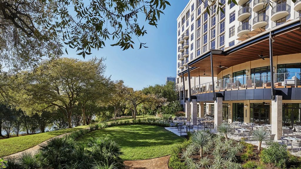 Four Seasons Hotel Austin — eat & drink
