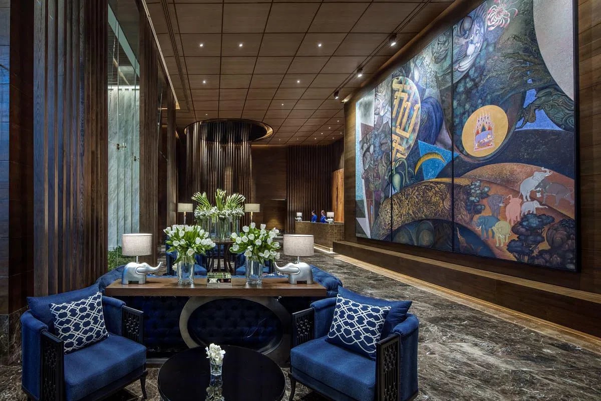 137 Pillars Suites & Residences Bangkok — eat & drink