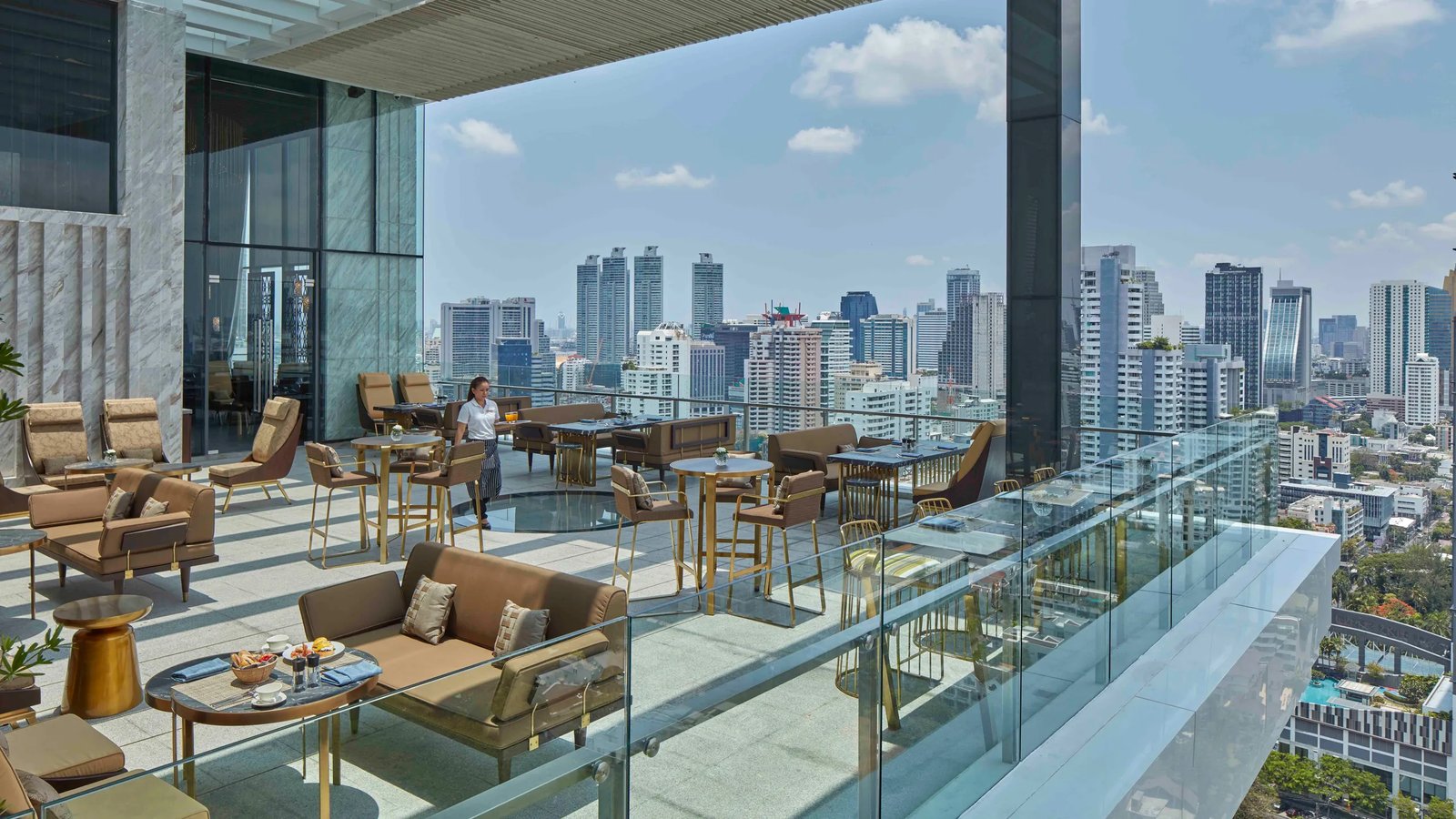 137 Pillars Suites & Residences Bangkok — vibe