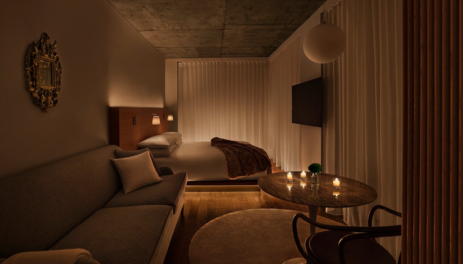 Public Hotel — rooms
