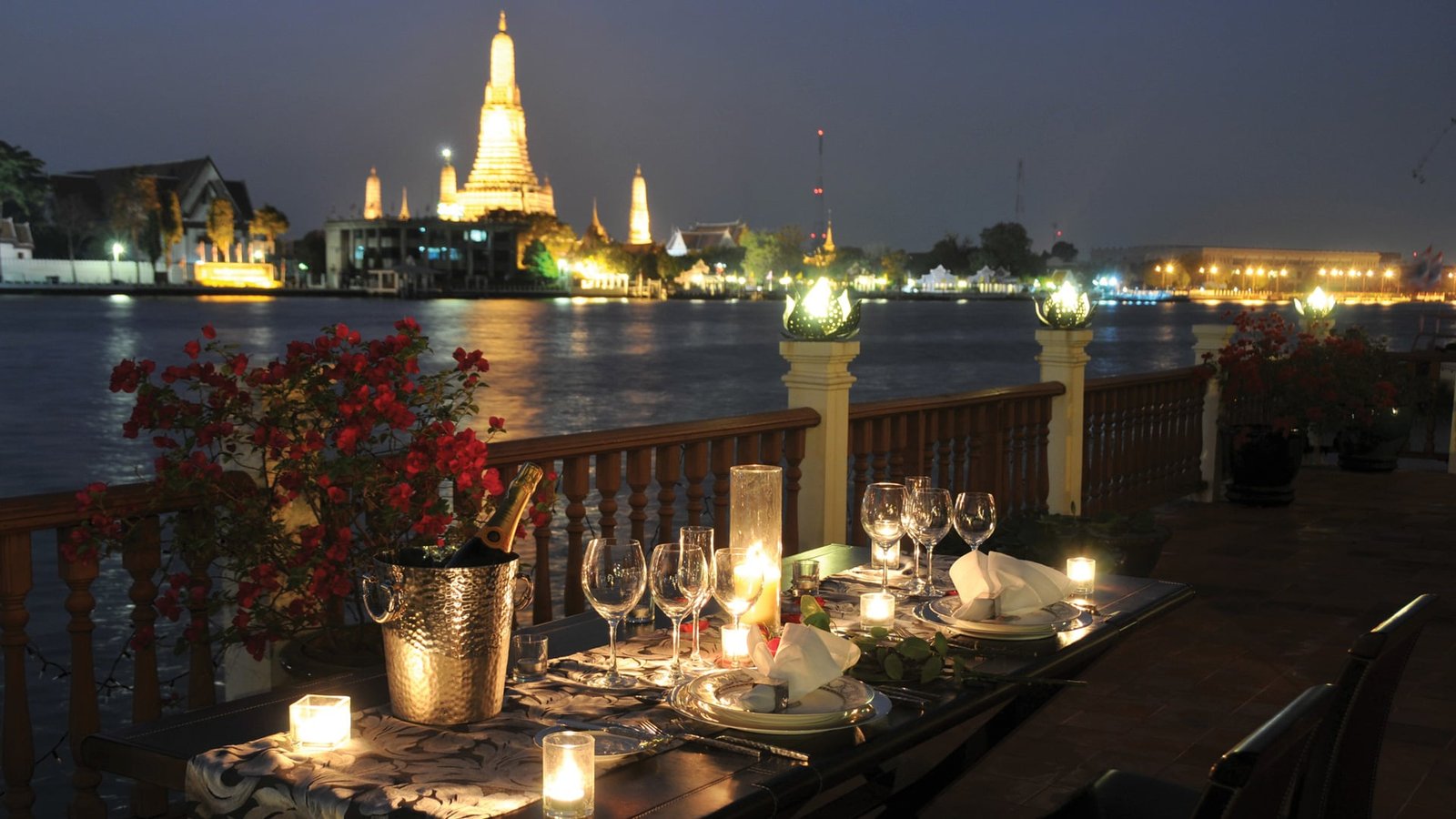 Chakrabongse Villas, chakrabongse dining
