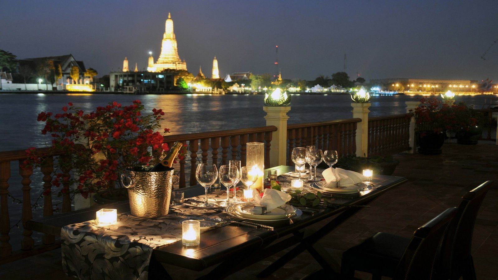 Chakrabongse Villas — eat & drink