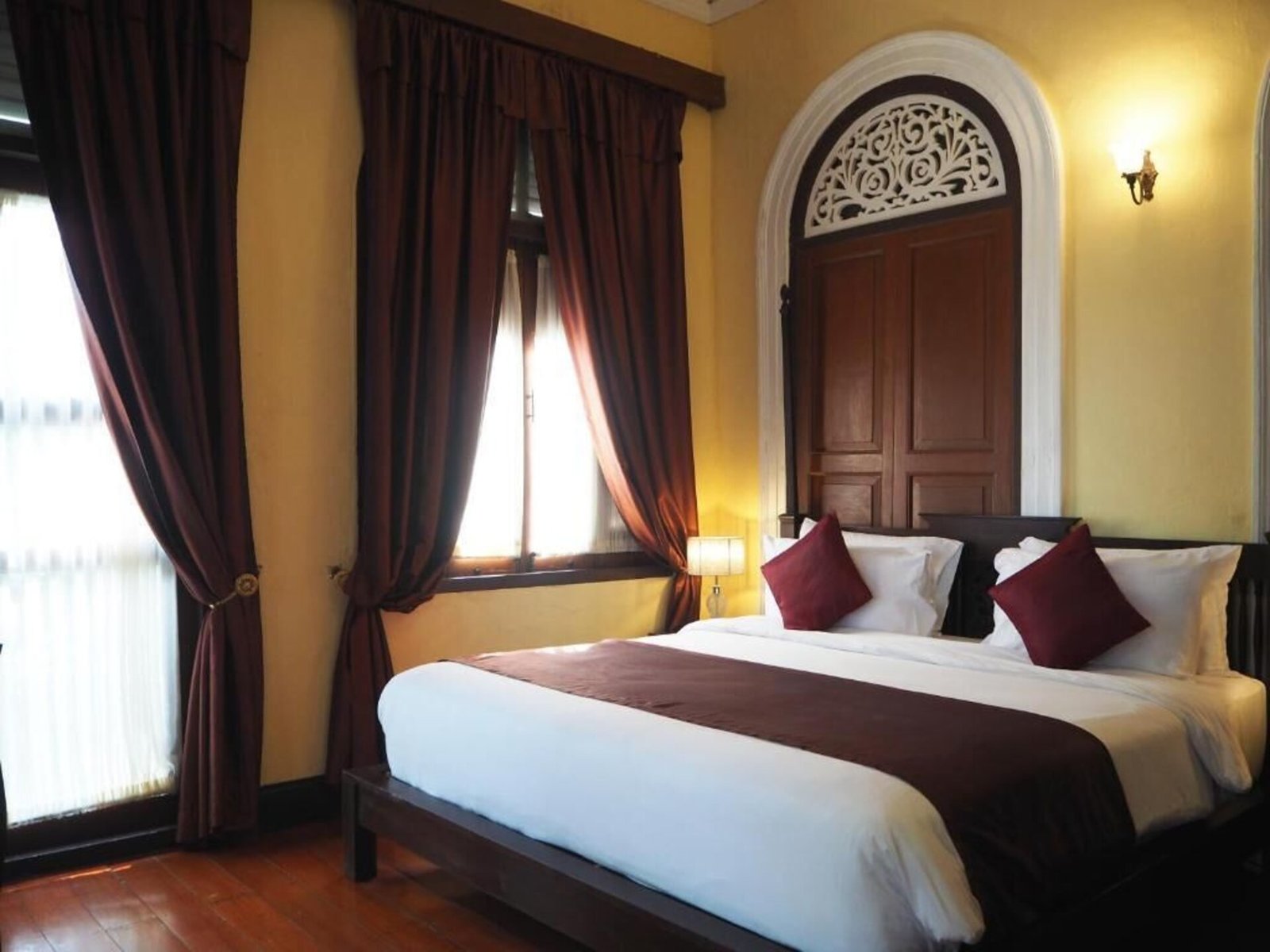 Praya Palazzo Hotel — rooms