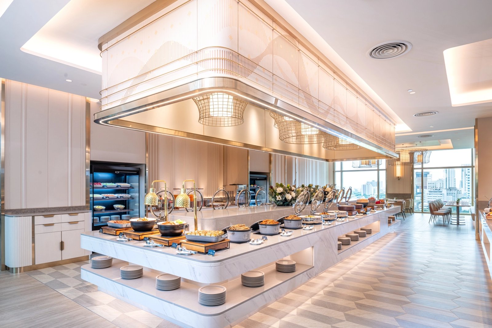 Grande Centre Point Prestige Bangkok — eat & drink