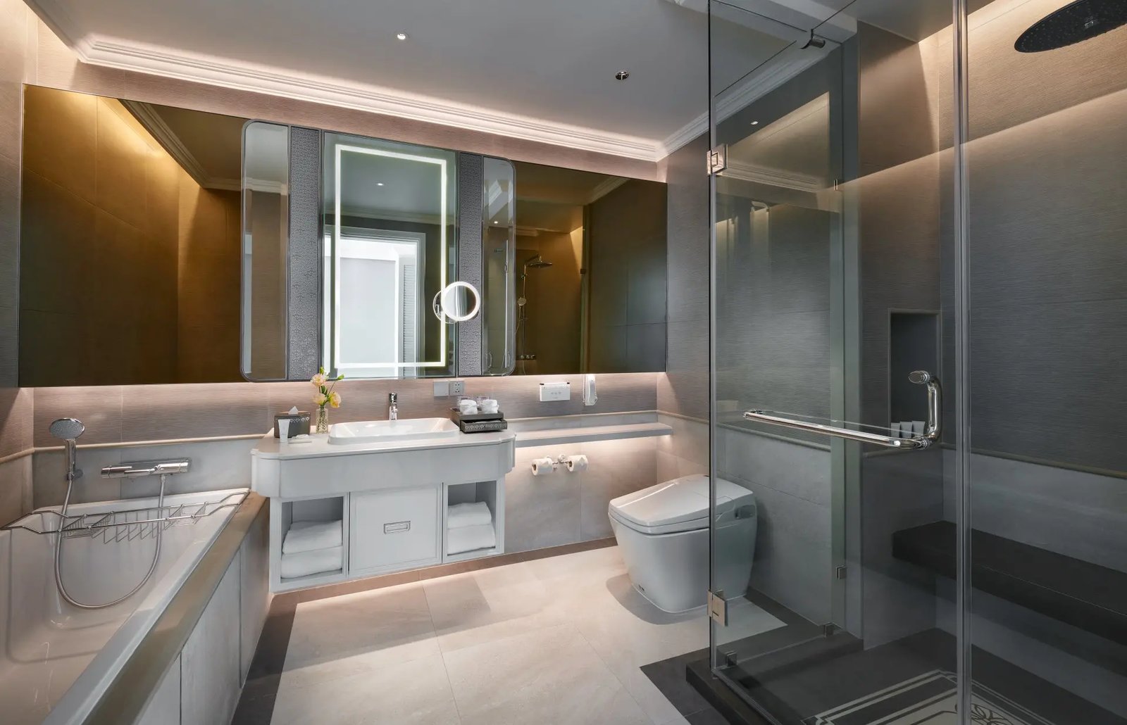 Grande Centre Point Lumphini Bangkok — rooms
