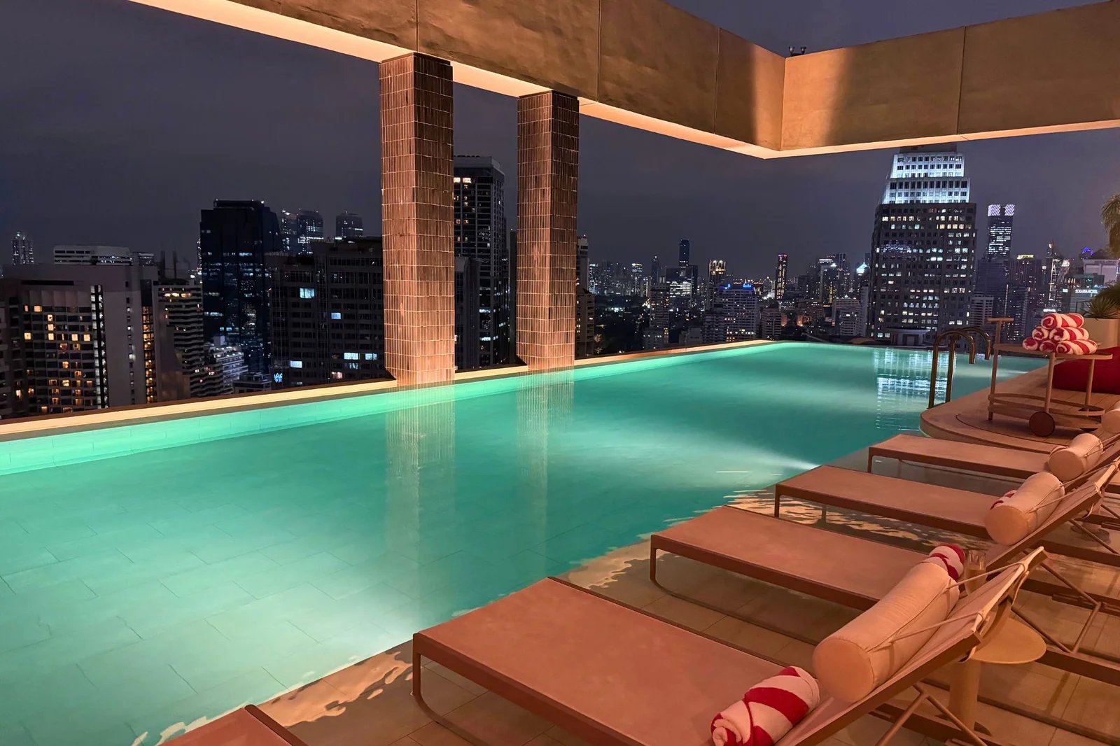 KROMO Bangkok, the pool