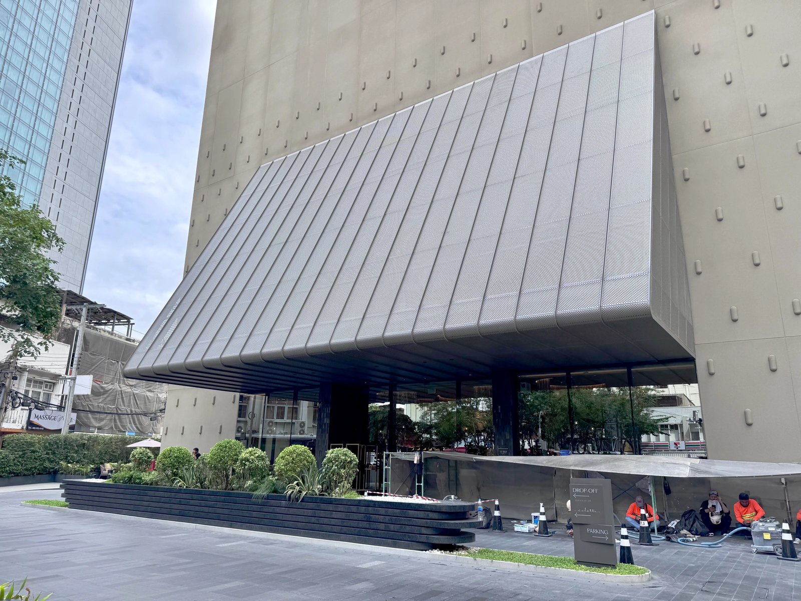 KROMO Bangkok — backstory