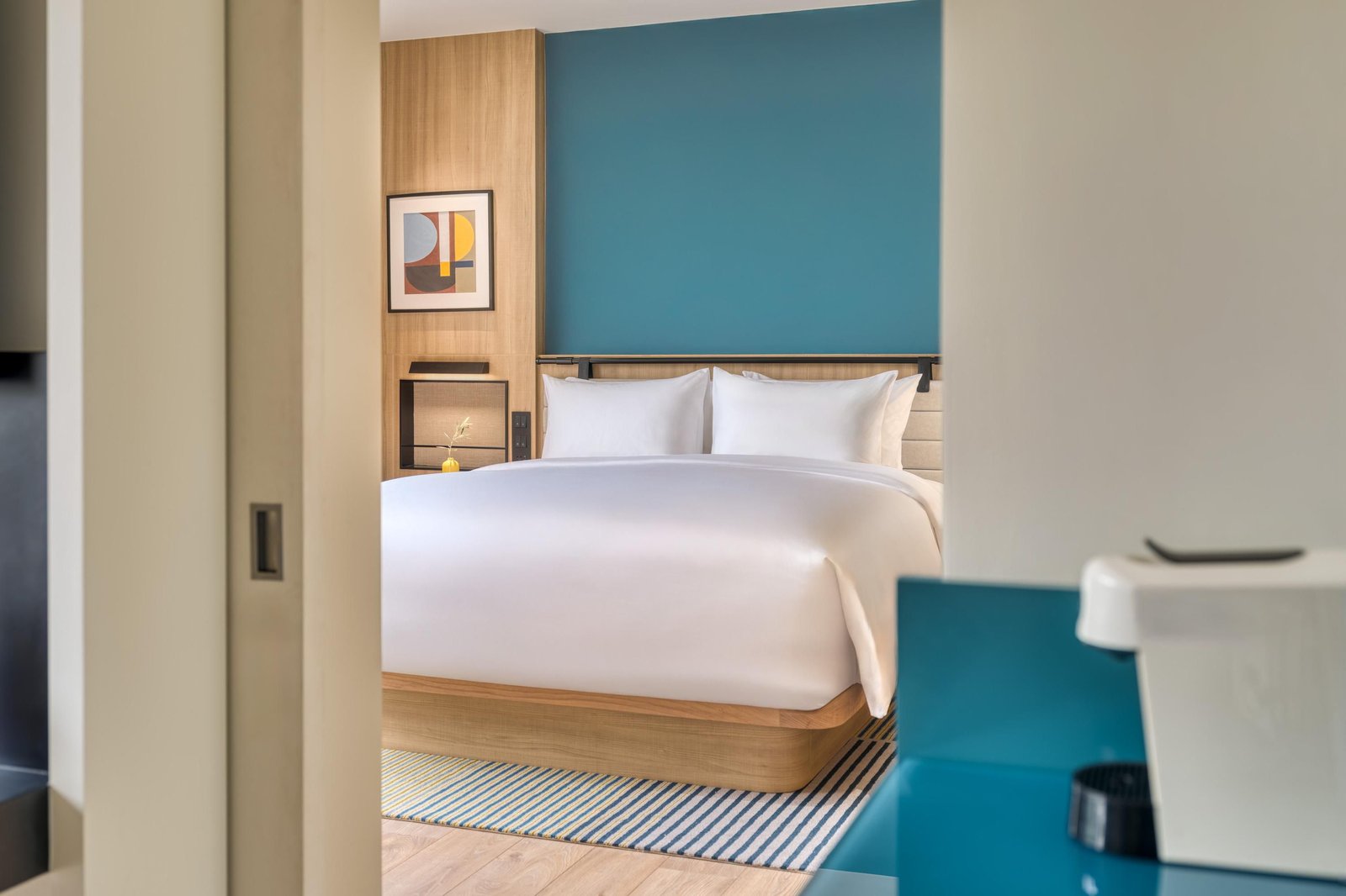 voco Bangkok Surawong Hotel — rooms