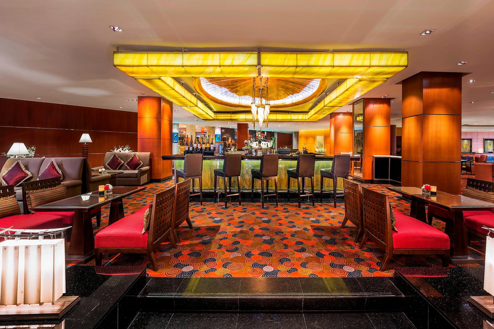 Royal Orchid Sheraton Riverside Hotel Bangkok — eat & drink