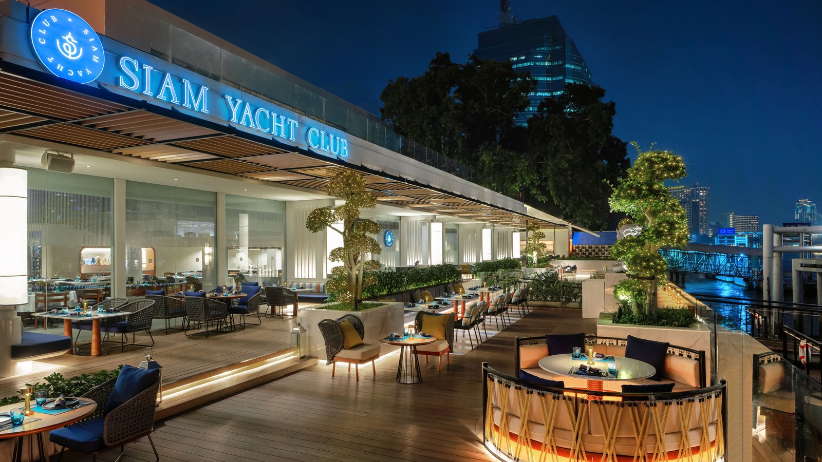 Royal Orchid Sheraton Riverside Hotel Bangkok — eat & drink