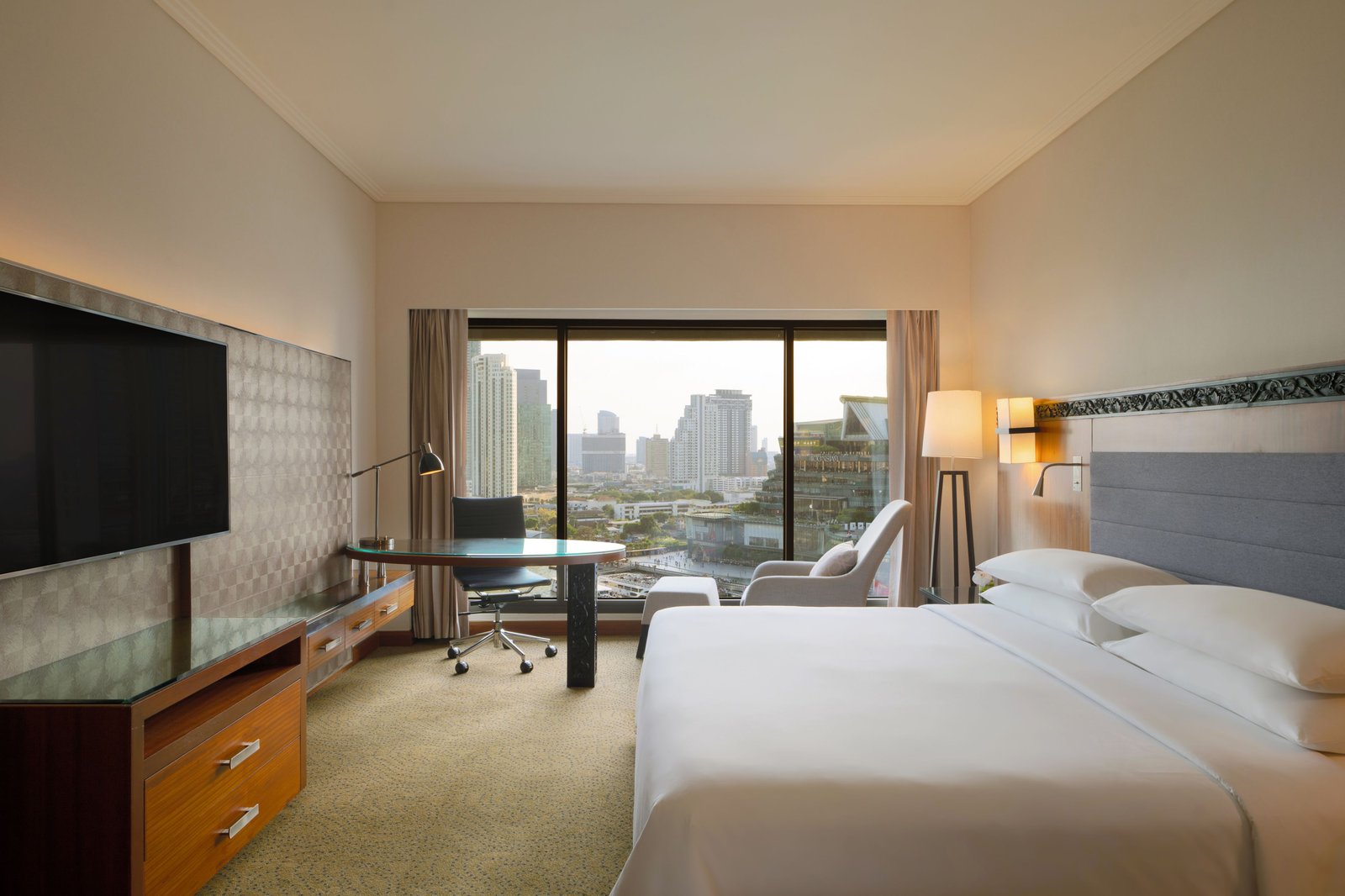 Royal Orchid Sheraton Riverside Hotel Bangkok — rooms