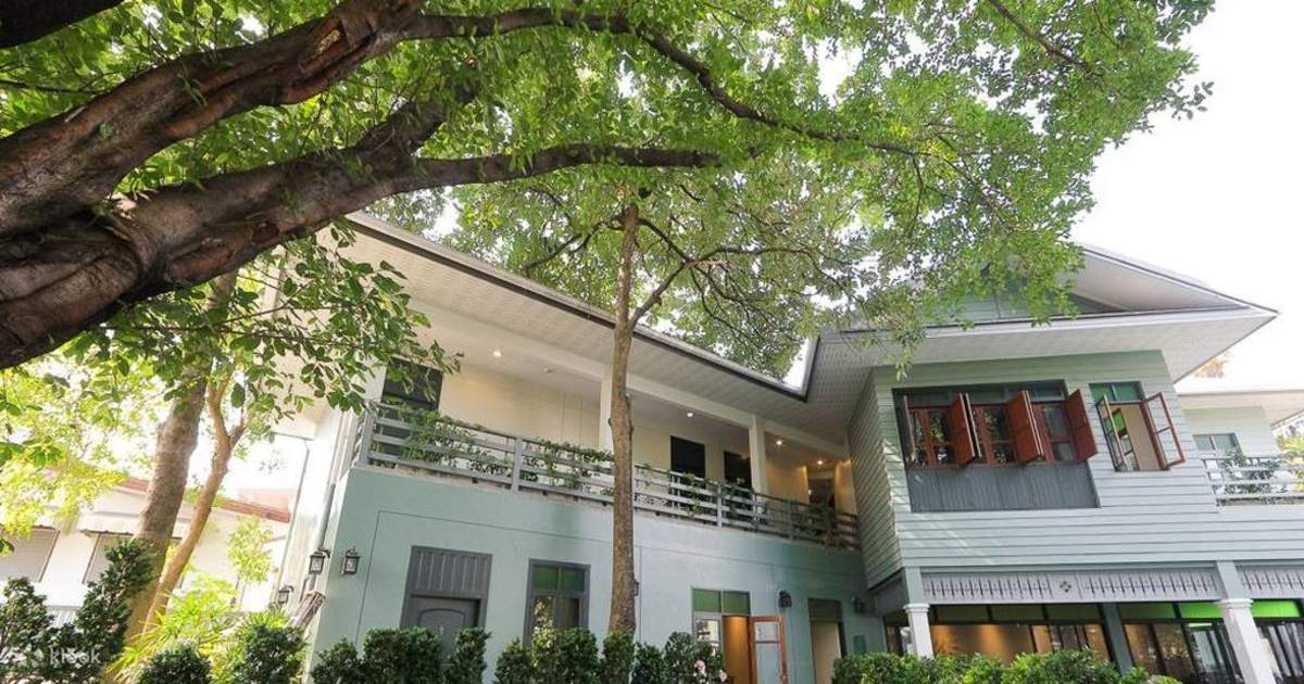 The Raweekanlaya Bangkok Wellness Cuisine Resort — backstory