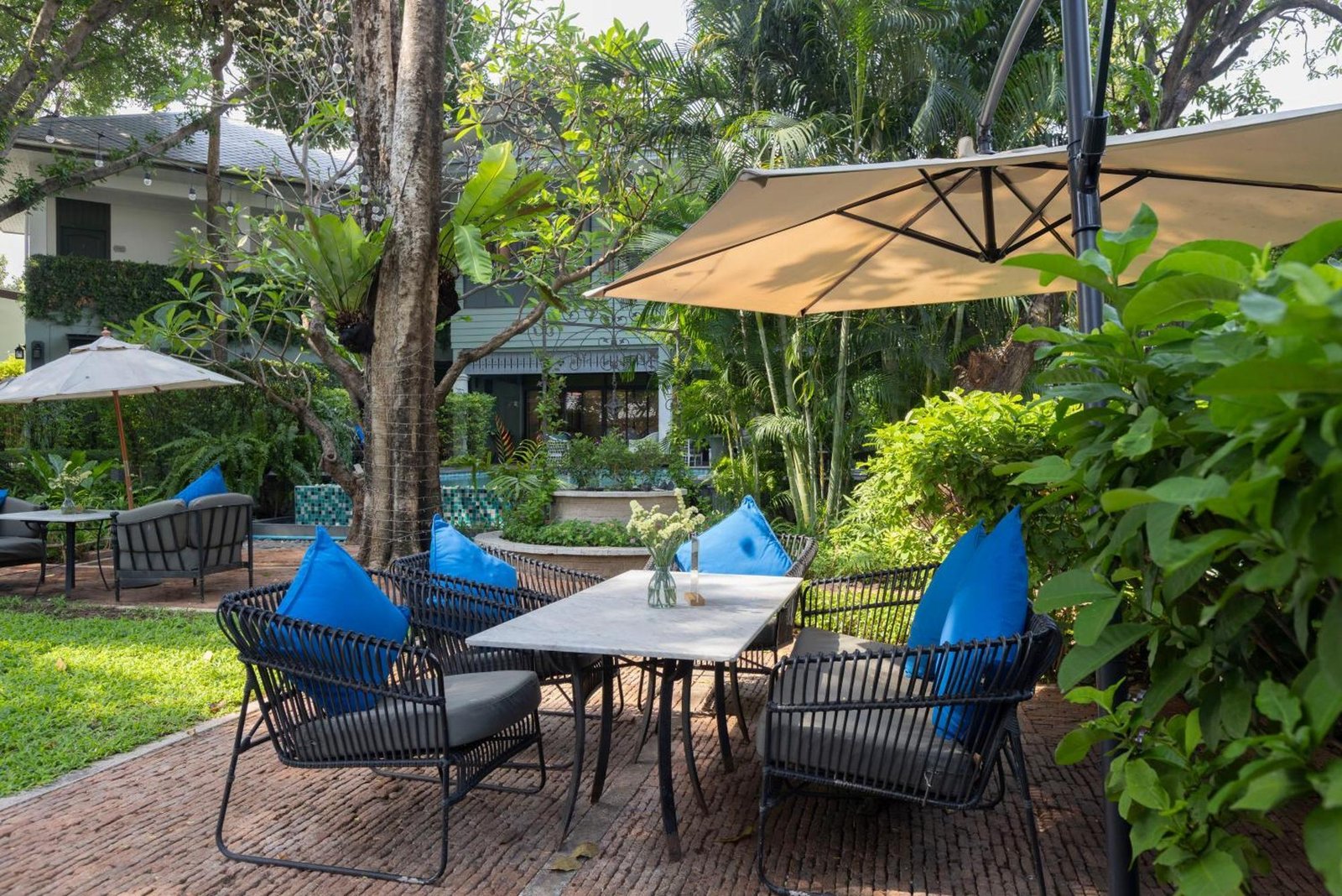 The Raweekanlaya Bangkok Wellness Cuisine Resort — vibe