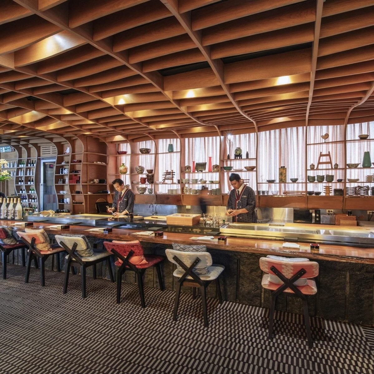 VIE Hotel Bangkok, at the table