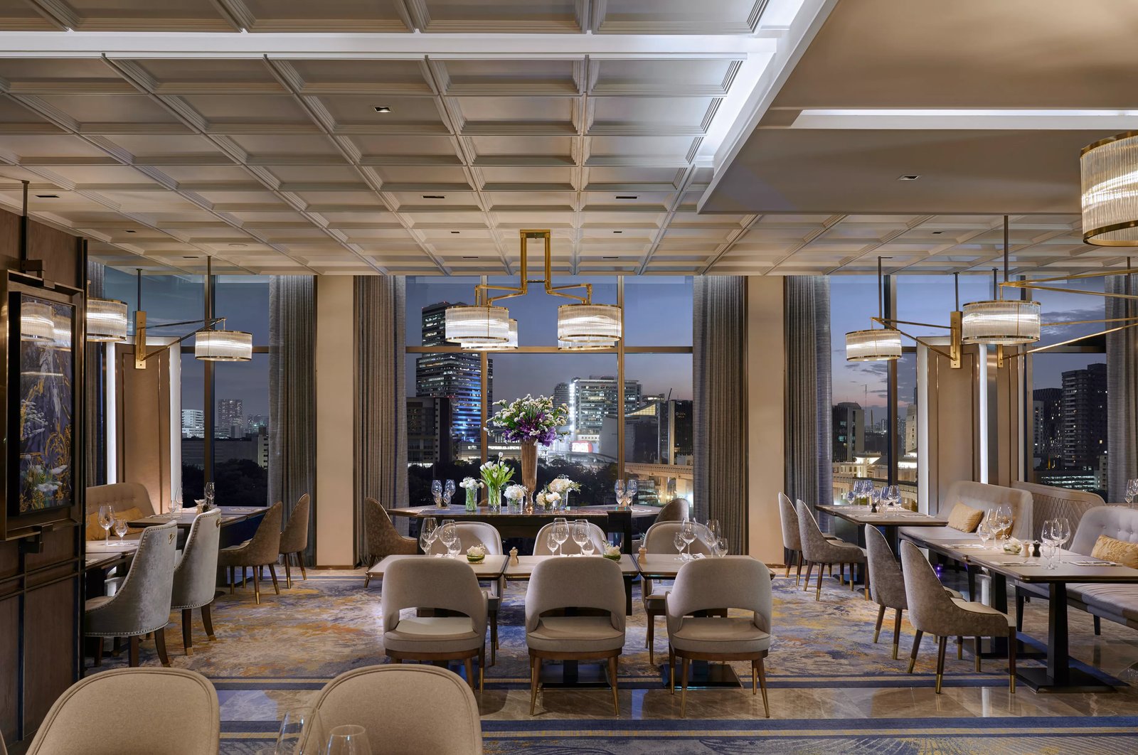 VIE Hotel Bangkok — eat & drink
