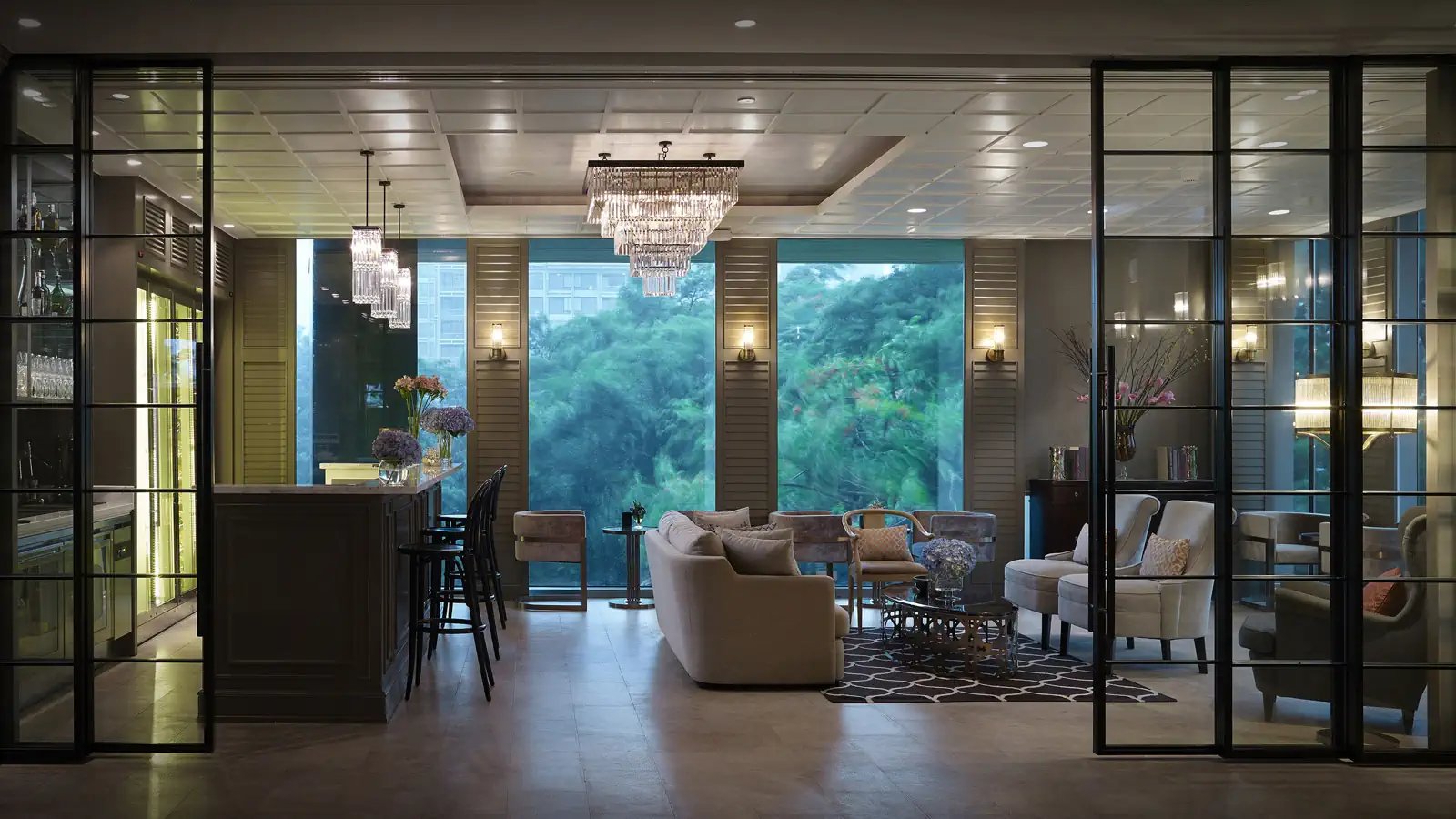 Oriental Residence Bangkok, oriental bar