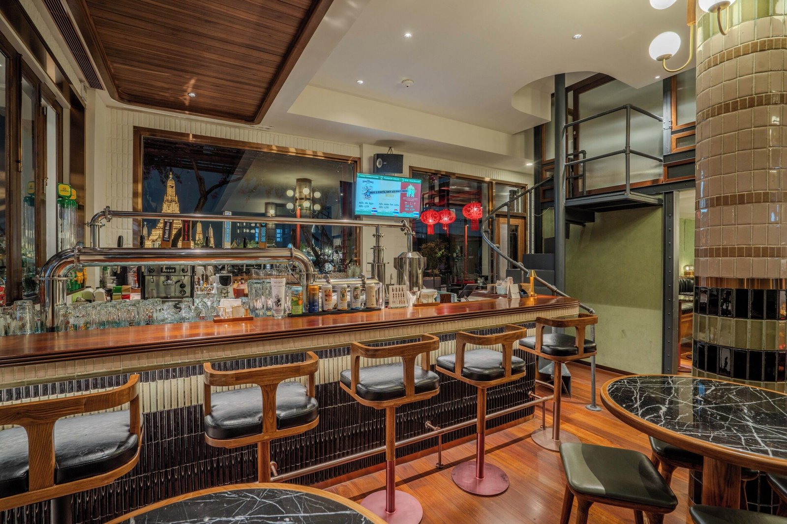 INN A DAY — eat & drink