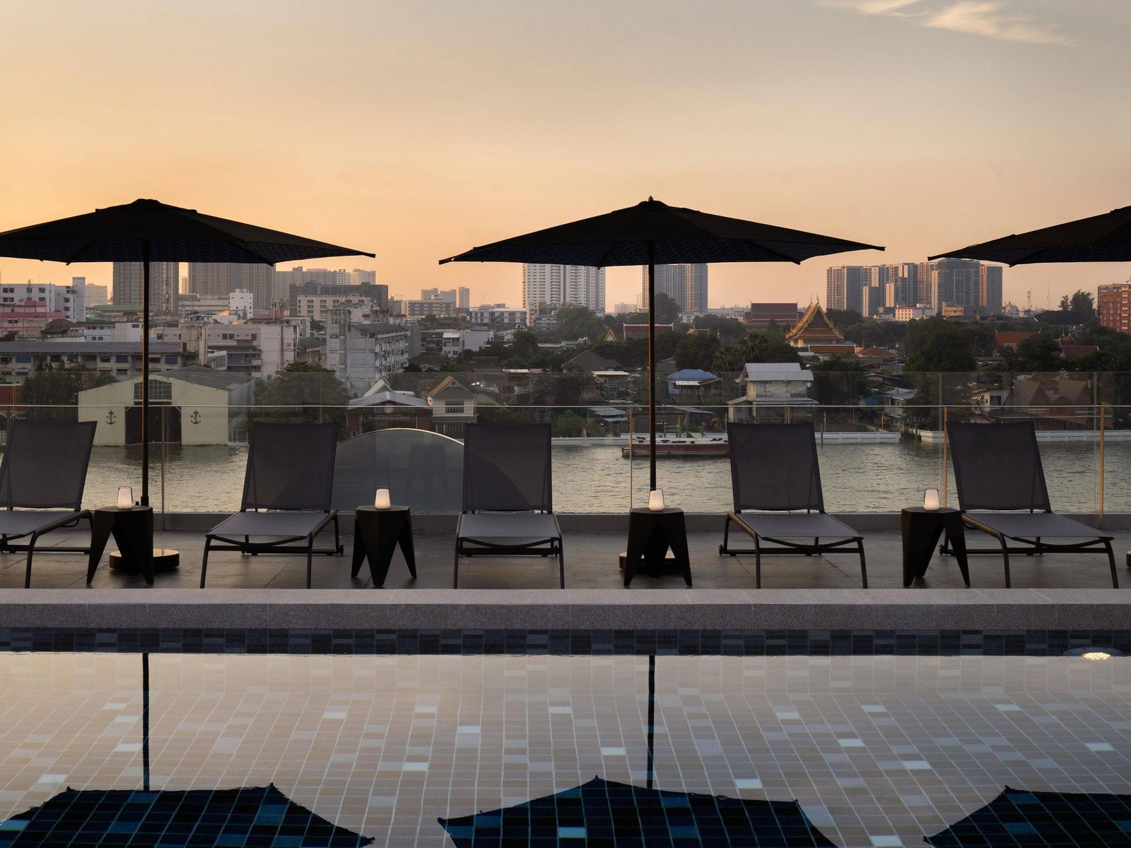 The StandardX Bangkok Phra Arthit — vibe