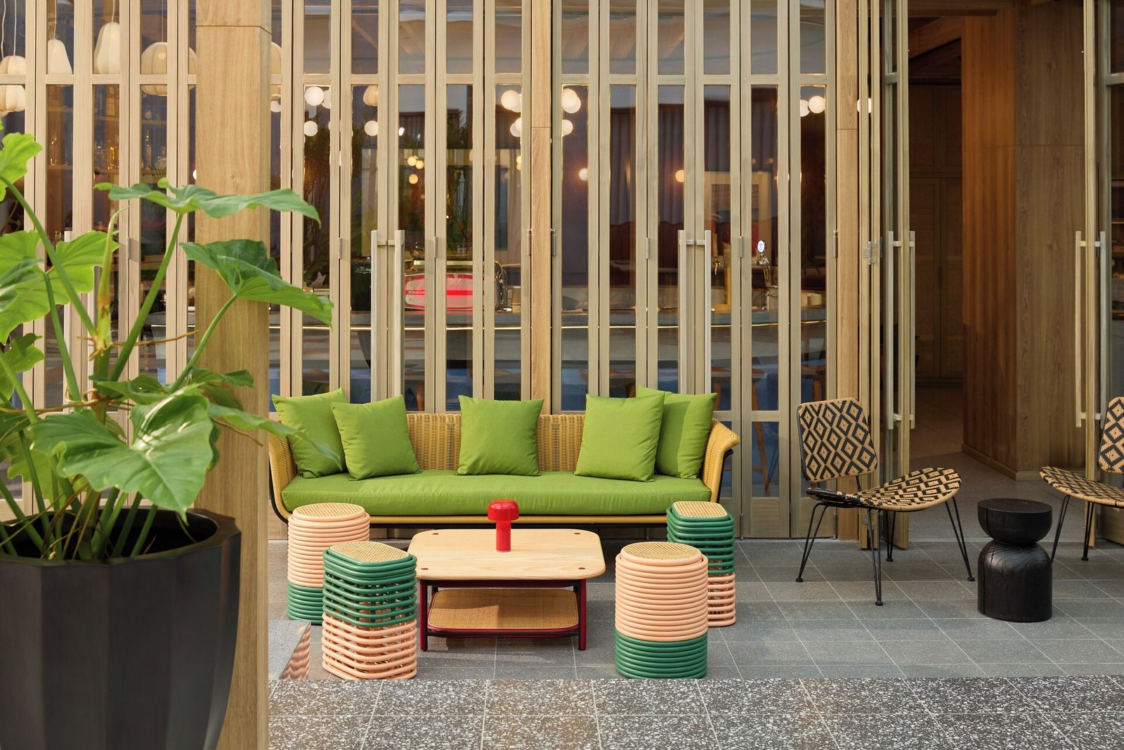 ASAI Bangkok Chinatown — vibe