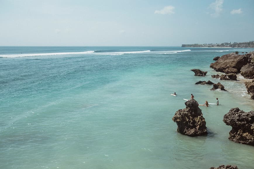 Dreamsea Surf Camp Uluwatu — vibe