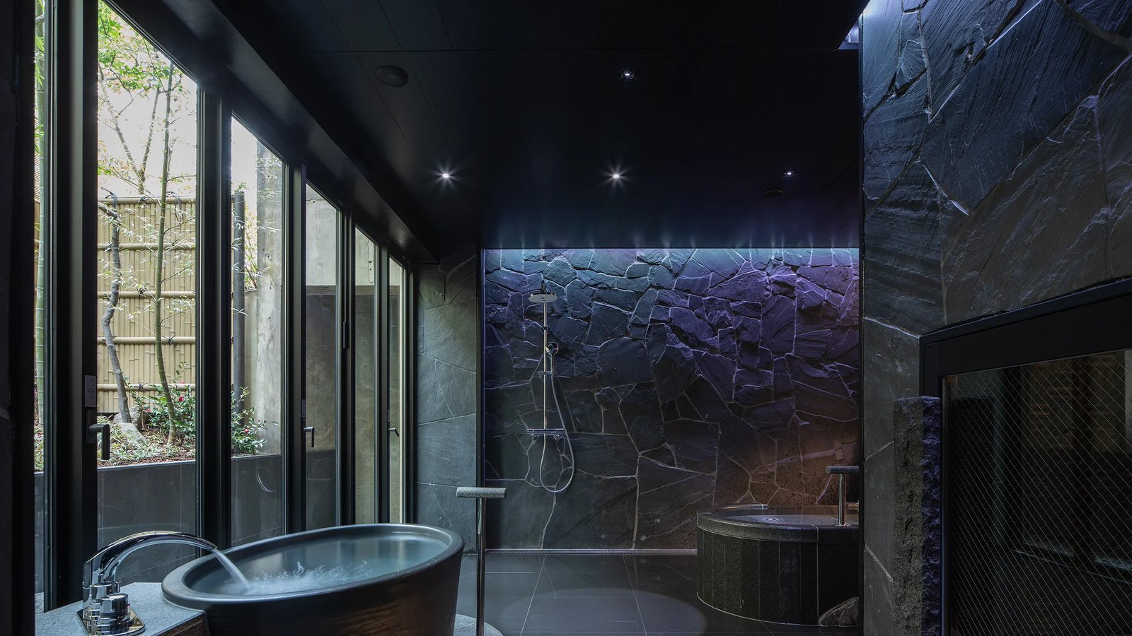 Moksa Rebirth Hotel — rooms