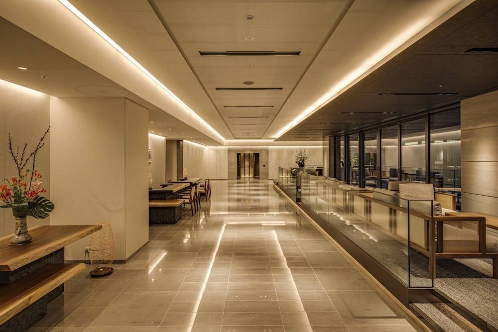 Moksa Rebirth Hotel — vibe