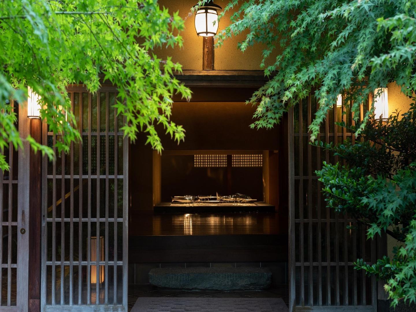 Nanzenji Sando Kikusui — eat & drink