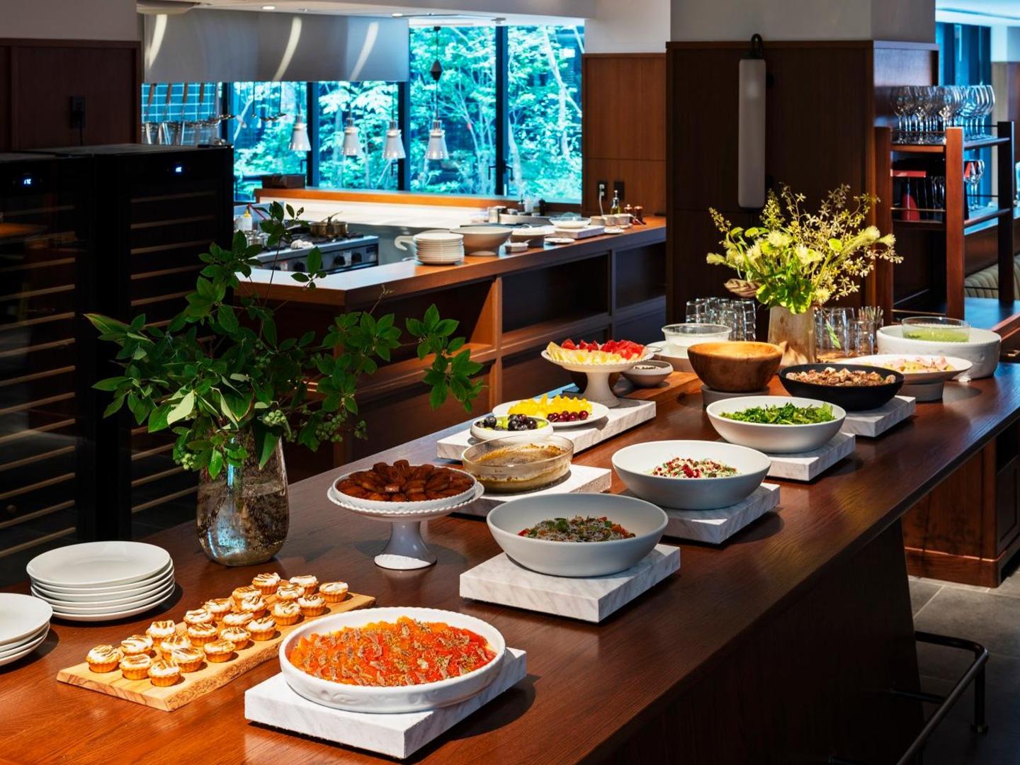 Mitsui Garden Hotel Kyoto Sanjo Premier — eat & drink