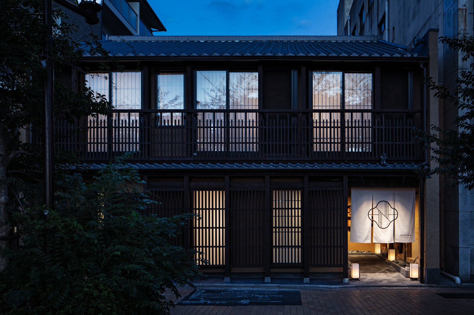 Nazuna Higashi Honganji