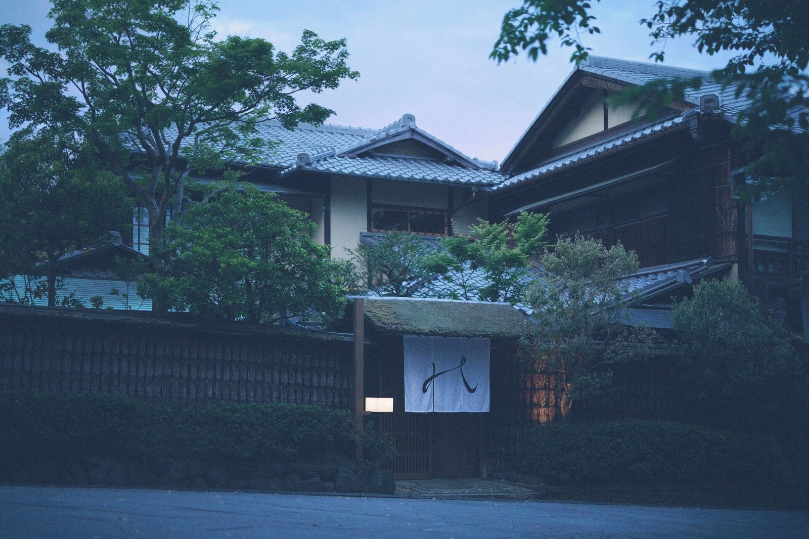 The Villa Higashiyama Roji Kazeno Heritage — backstory