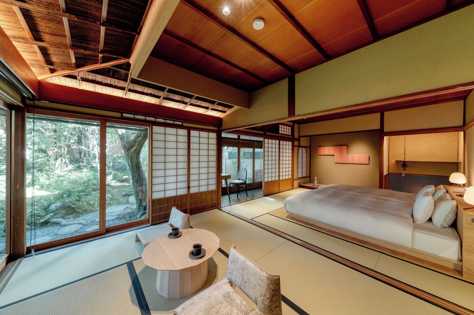 The Villa Higashiyama Roji Kazeno Heritage — rooms