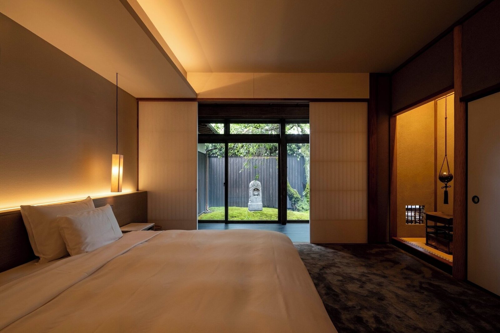 Momoyama Onsen Tsukimikan — rooms