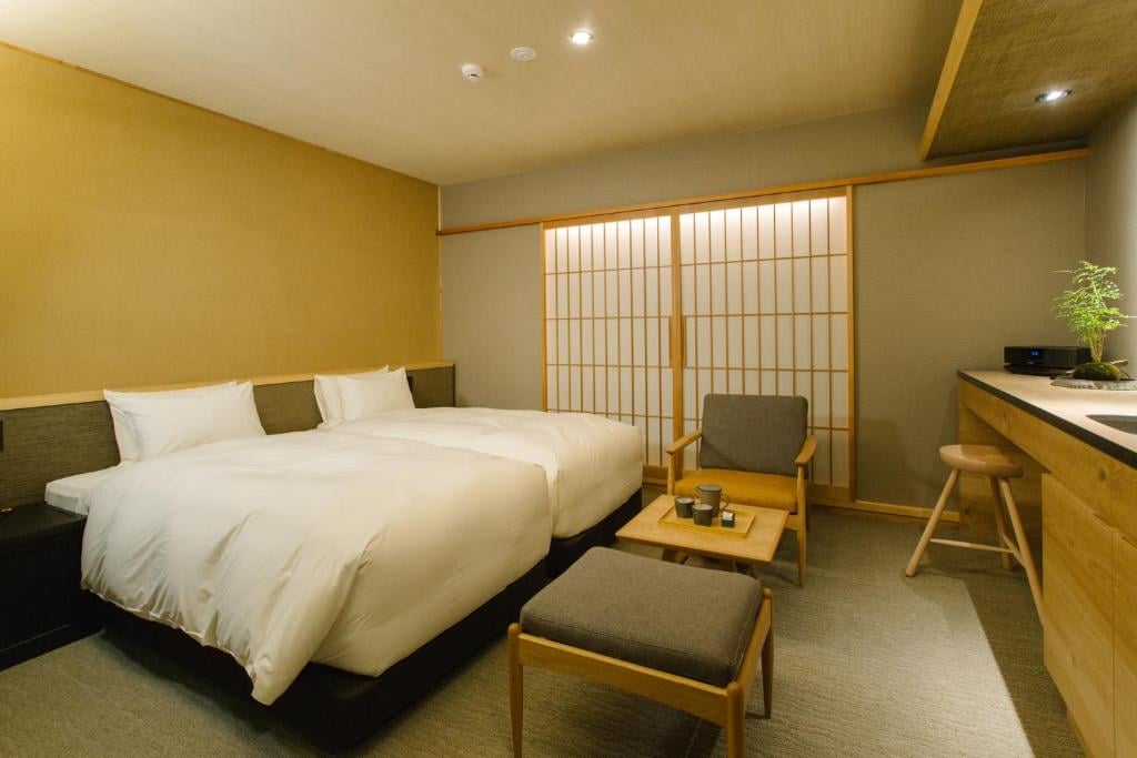 Higashiyama Shikikaboku — rooms