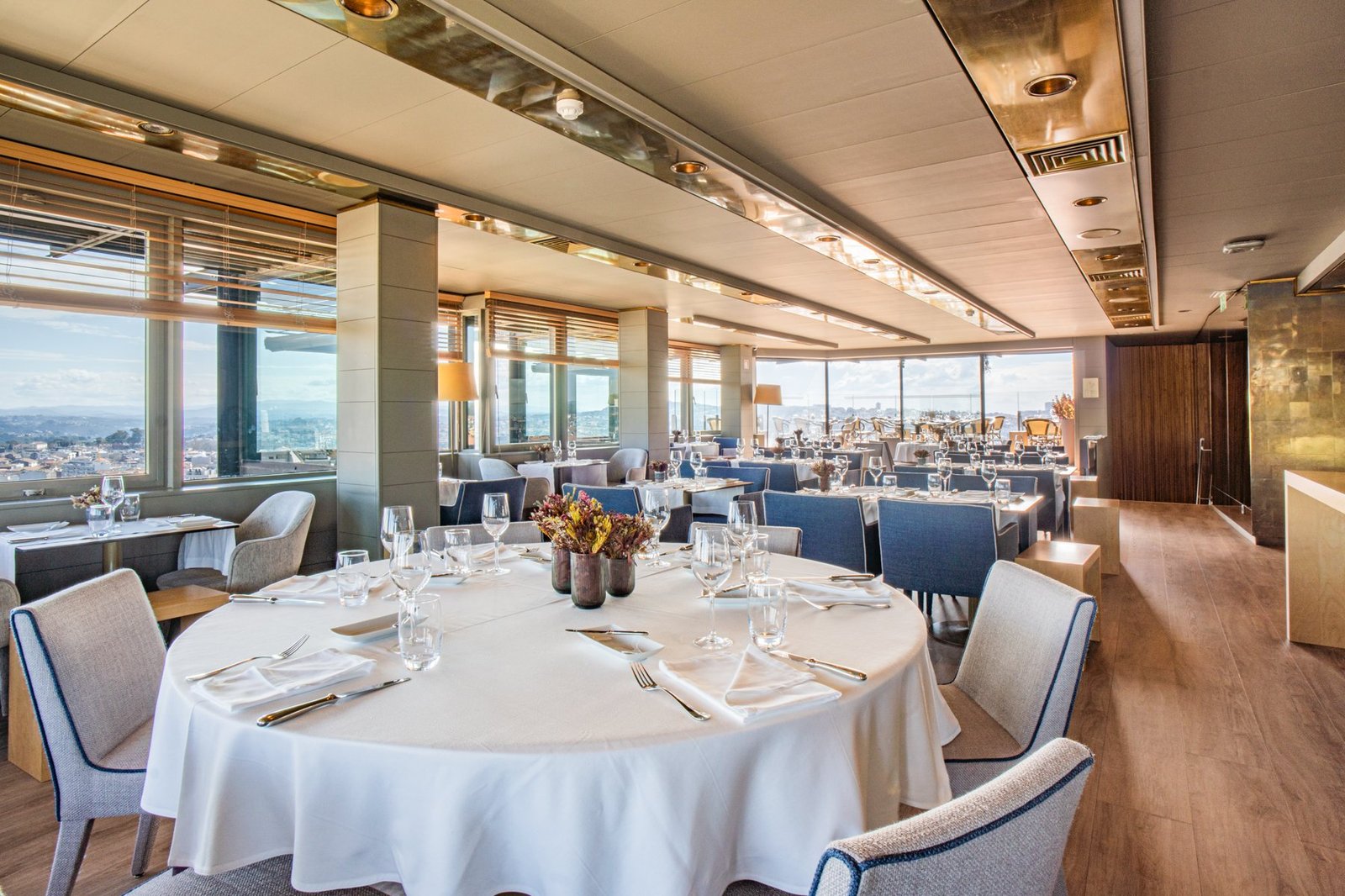 Hotel Dom Henrique Downtown — eat & drink
