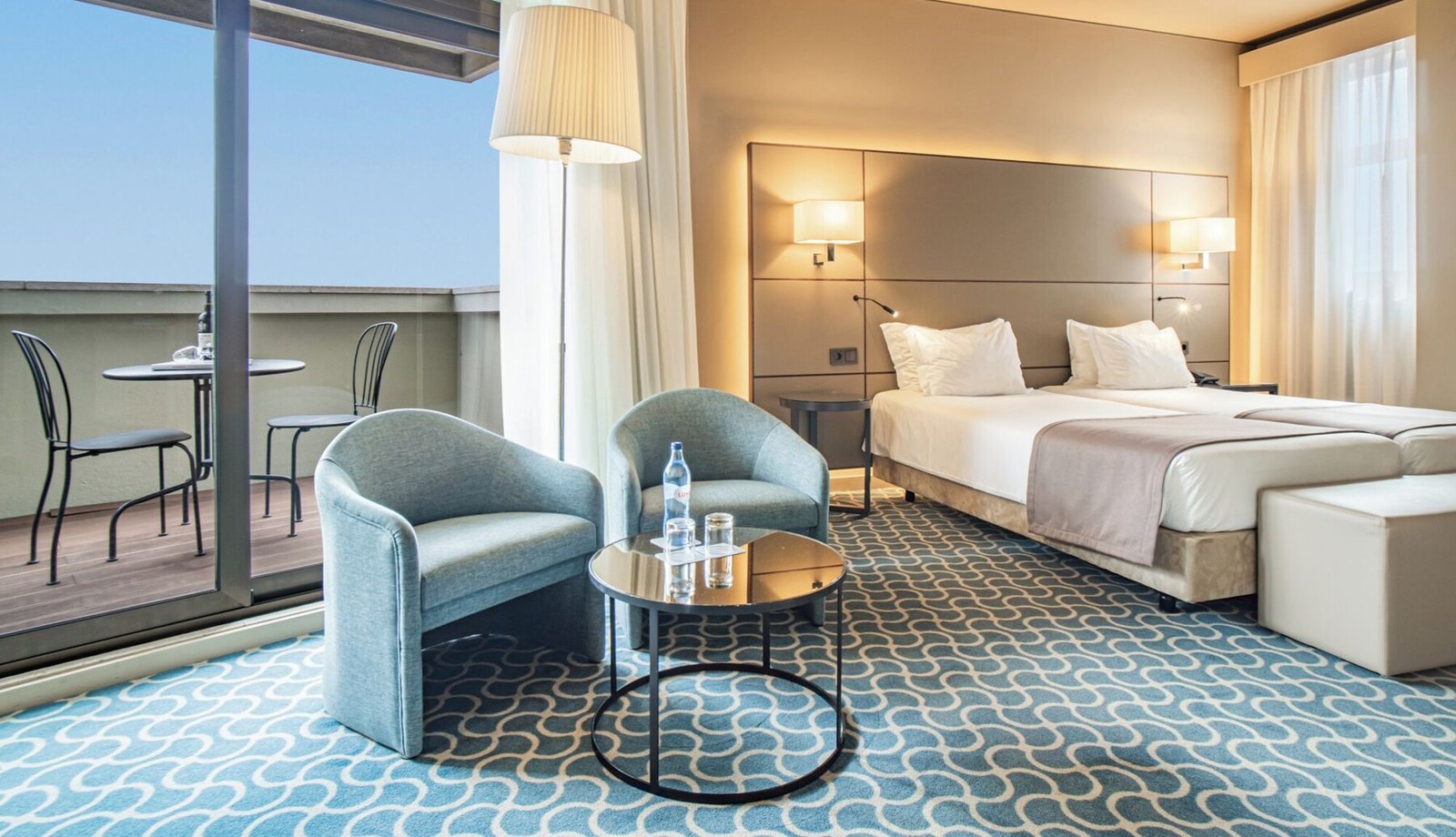 Hotel Dom Henrique Downtown — rooms