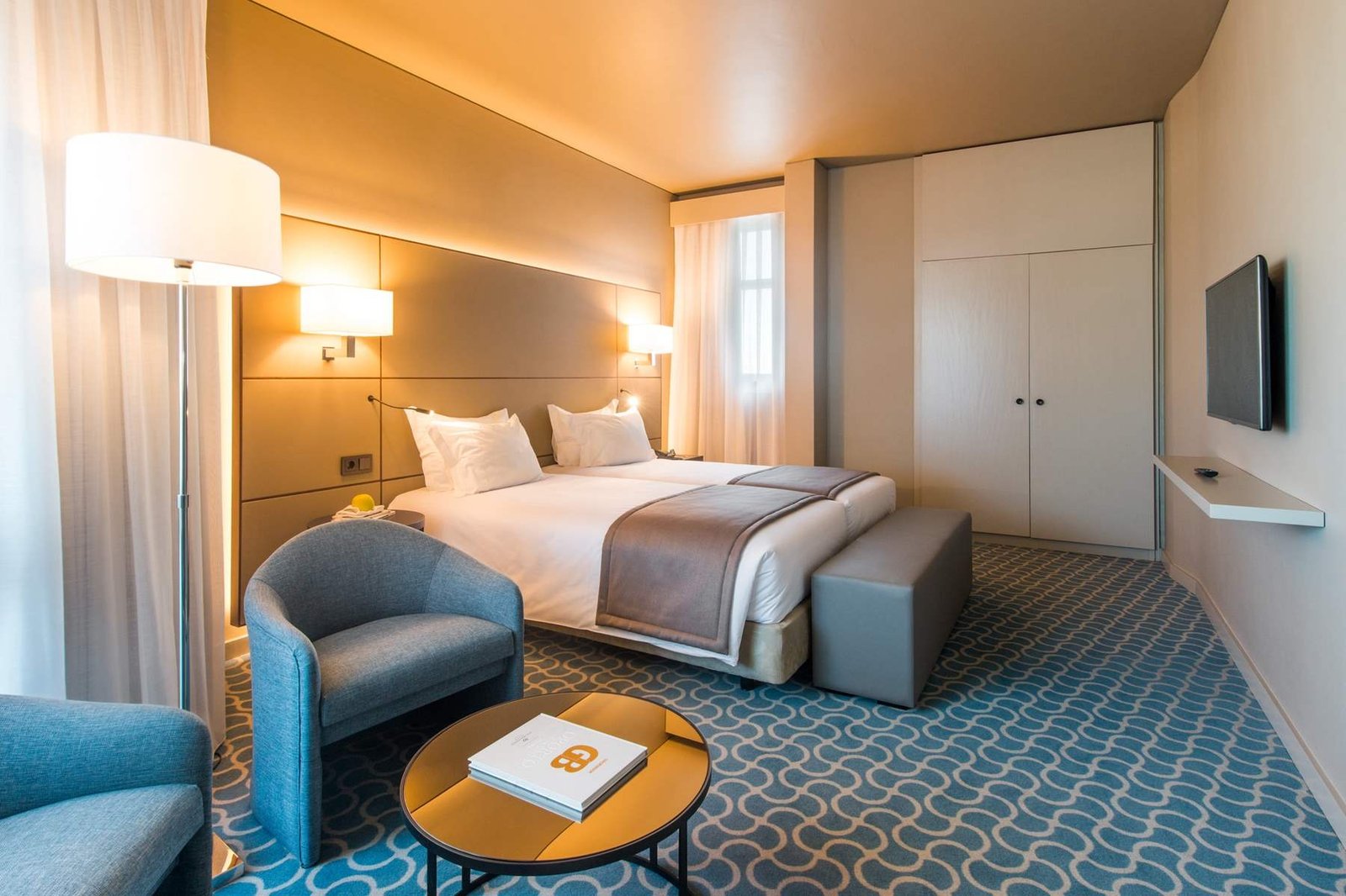 Hotel Dom Henrique Downtown — rooms