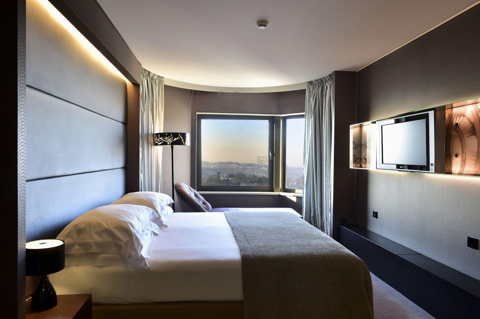 Porto Palácio Hotel By The Editory — rooms