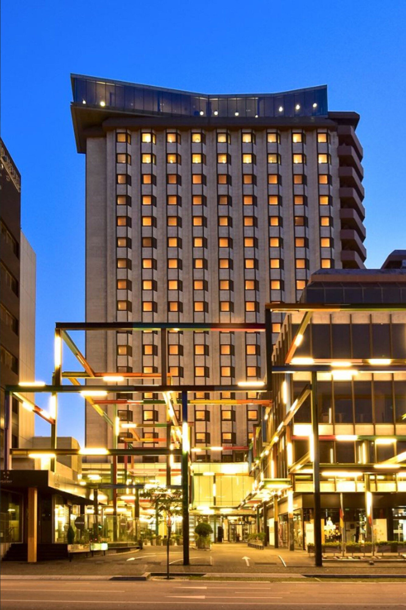 Porto Palácio Hotel By The Editory — backstory