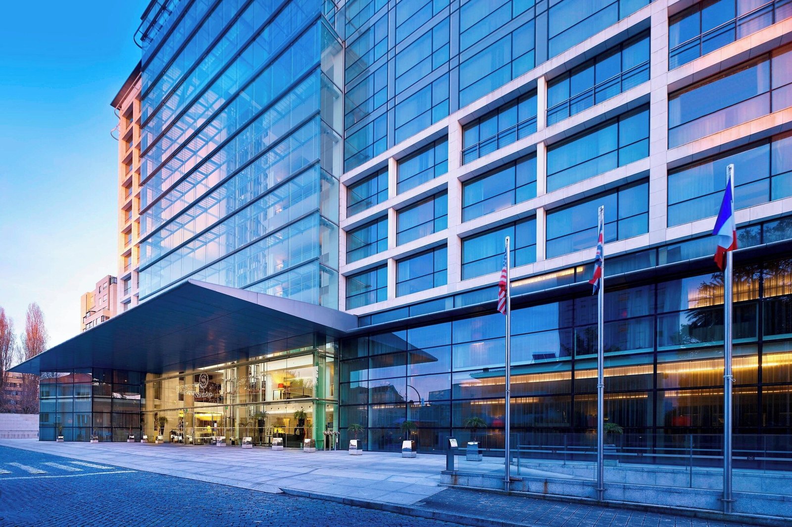 Sheraton Porto Hotel & Spa — backstory