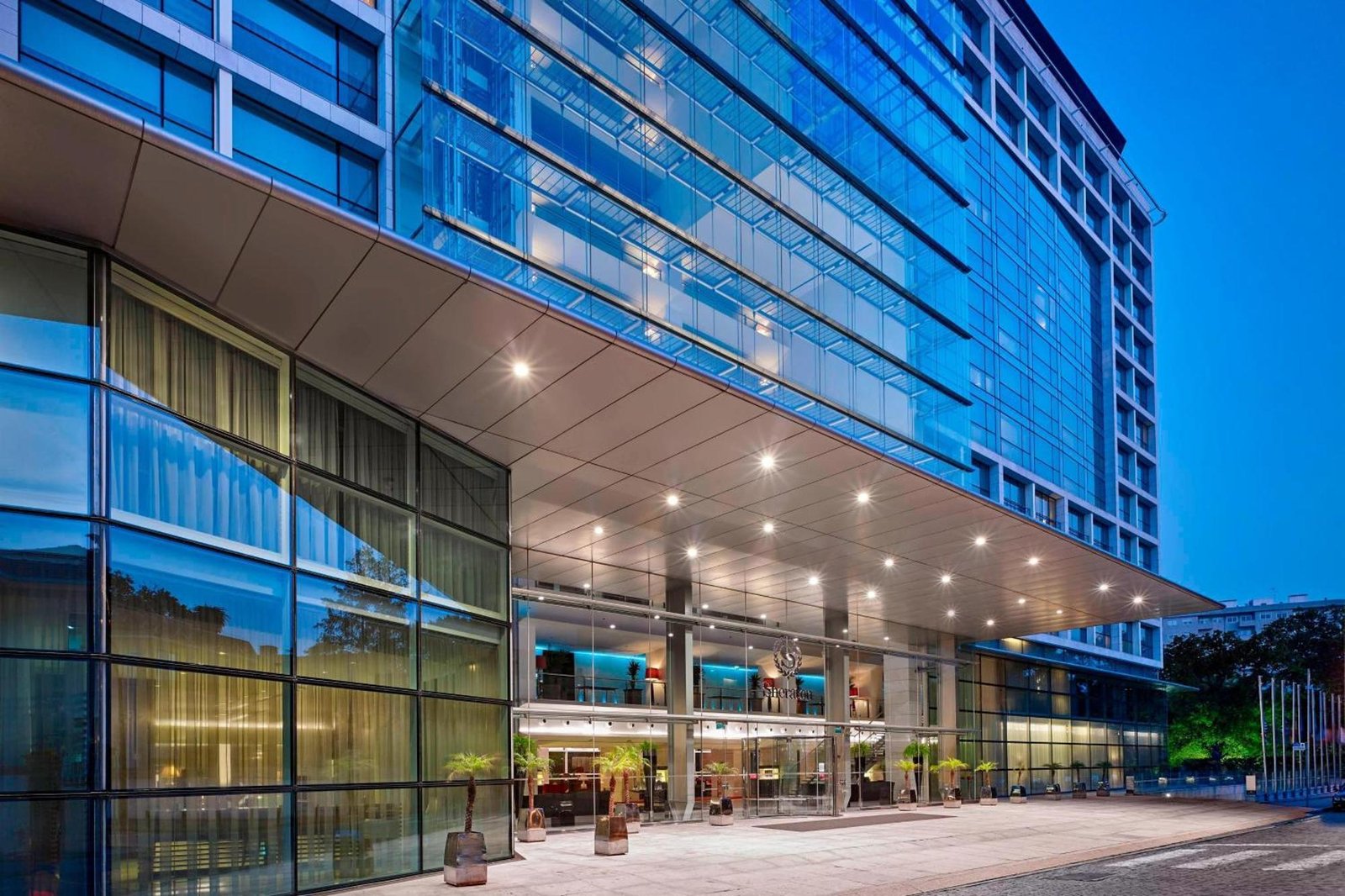 Sheraton Porto Hotel & Spa, how it began