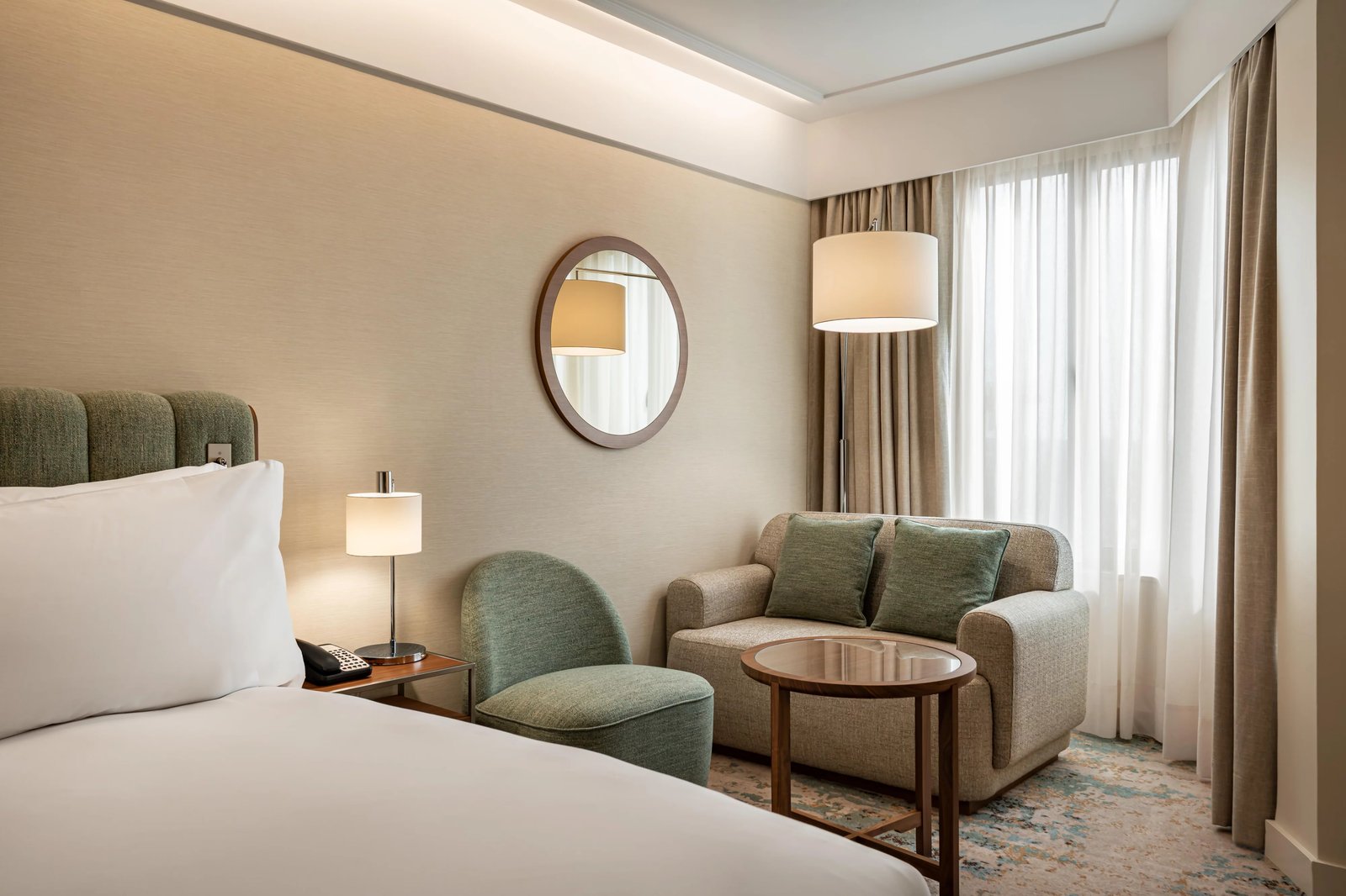 Crowne Plaza Porto Hotel — rooms