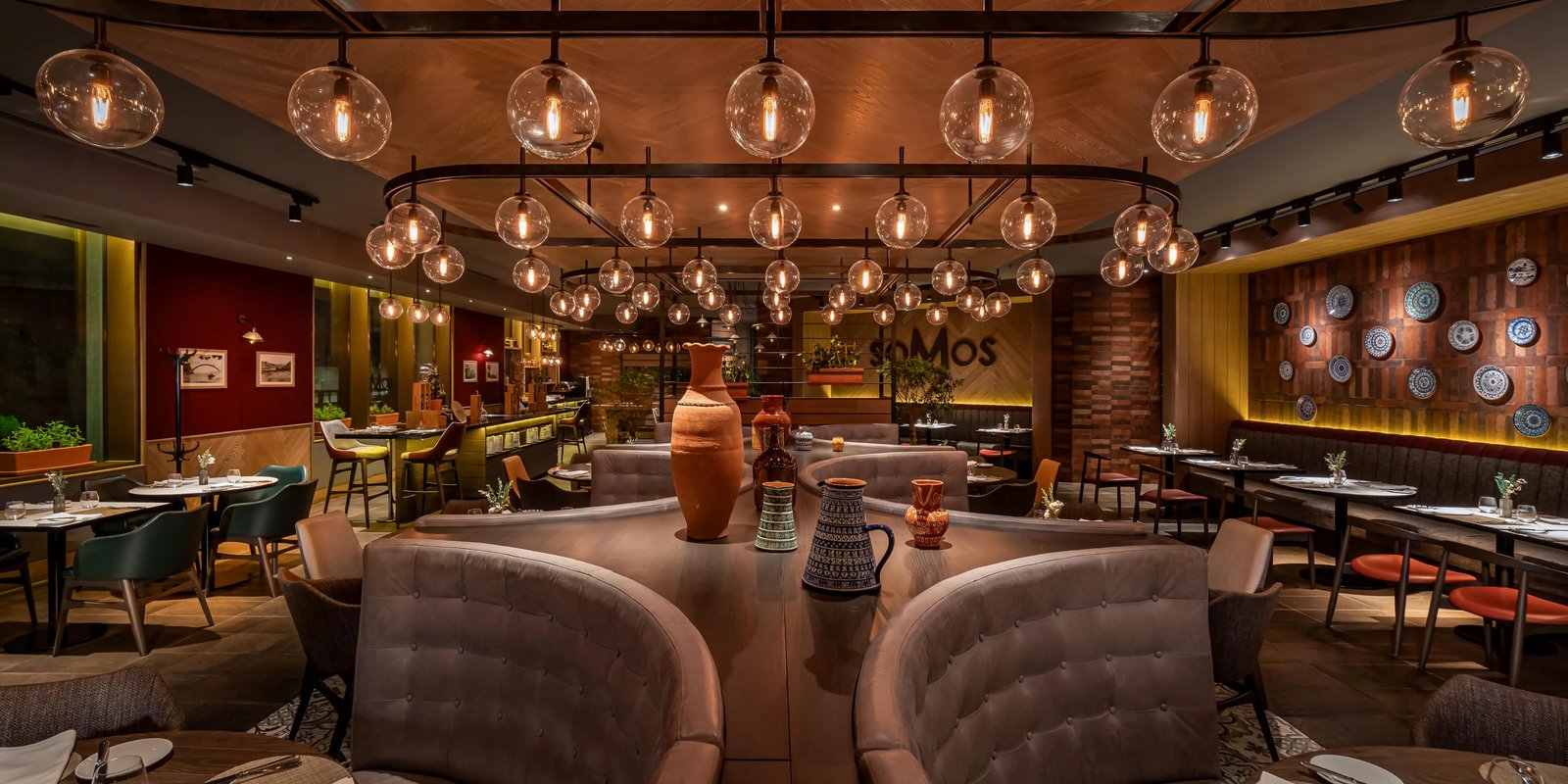 Crowne Plaza Porto Hotel — eat & drink